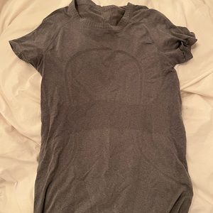 Lululemon swiftly tech shirt